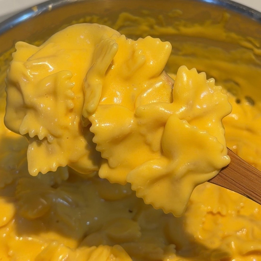 BUSY GIRL MAC &&nbsp;CHEESE