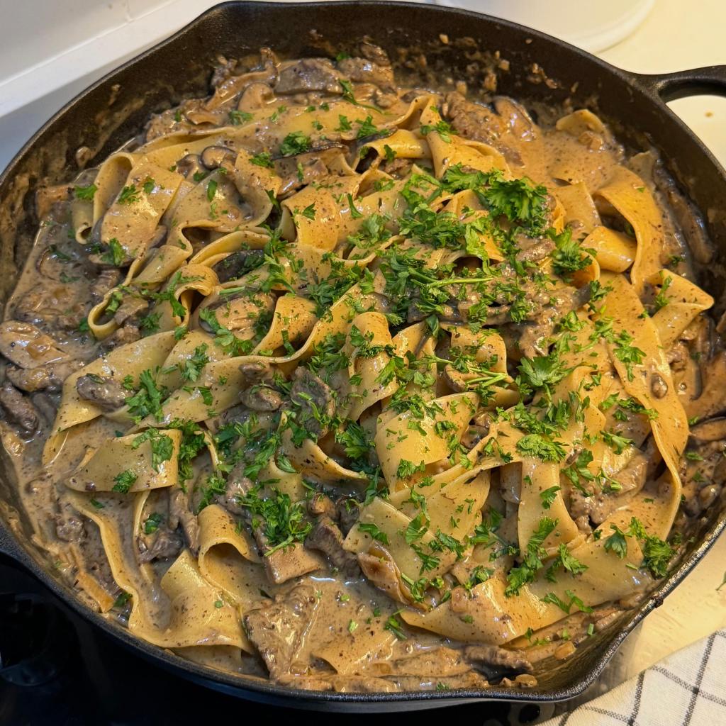 BEEF STROGANOFF PASTA